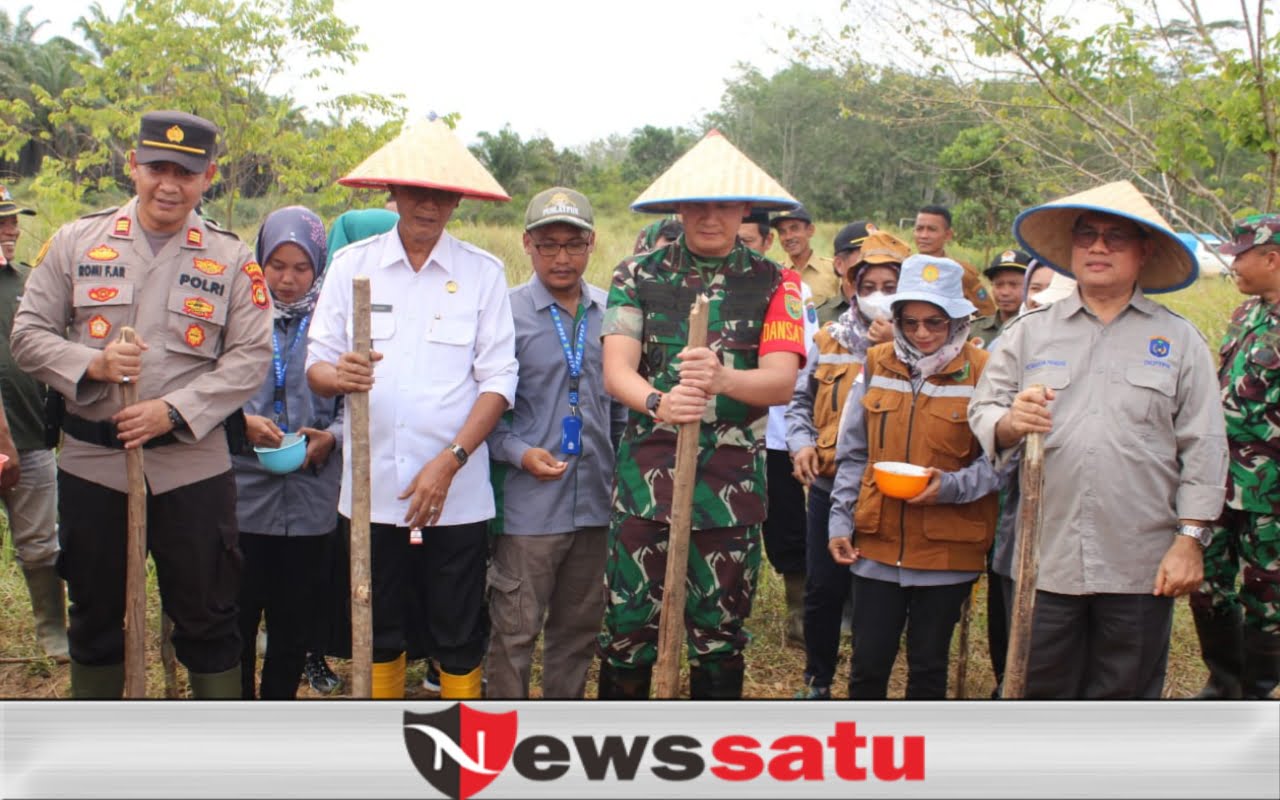 Dukung Ketahanan Pangan, Dandim OKI Pimpin Penanaman Jagung