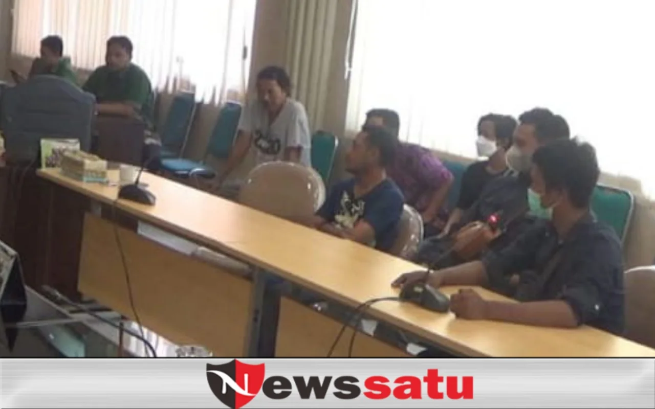 Puluhan Eks Karyawan Pabrik KTI Temui DPRD Kota Probolinggo