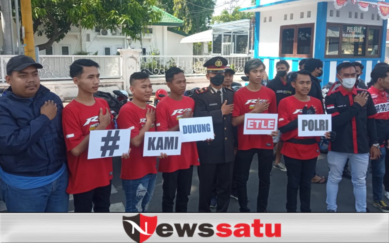 Satlantas Polres Probolinggo Kota Bersama Club Motor Peringati Sumpah Pemuda 