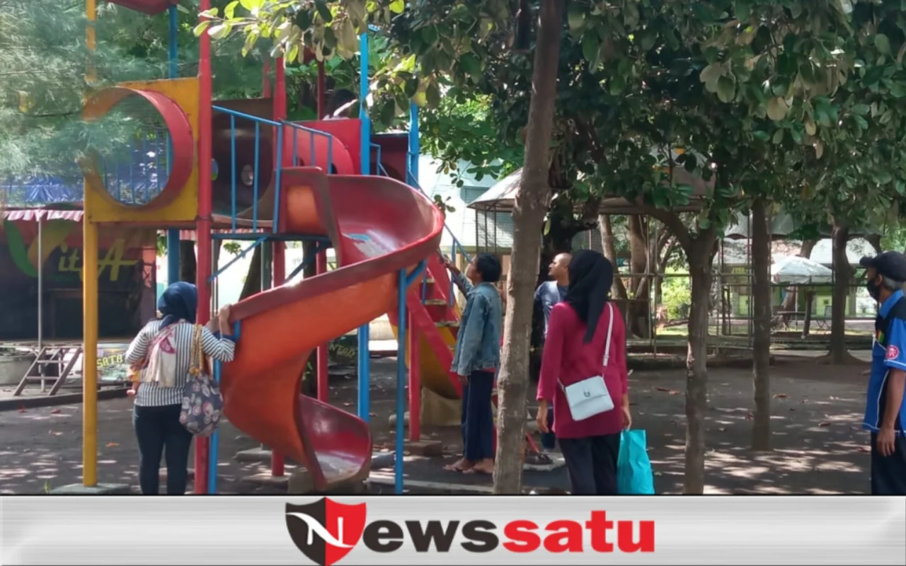 Wisata Pantai Bentar Probolinggo Sepi Pengunjung