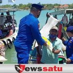 Satuan Polaiarud Polres Sumenep Bagikan Sembako Ke Nelayan