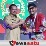 Berikan Jaminan Kesehatan, Bupati Sumenep Terima Penghargaan UHC