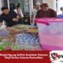 Masjid Agung Solihin Sediakan Ratusan Takjil Gratis Selama Ramadhan