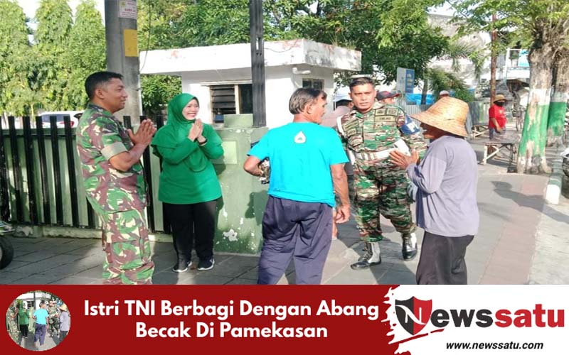 Istri TNI Berbagi Dengan Abang Becak Di Pamekasan