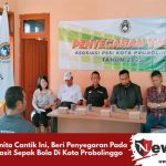 Wanita Cantik Ini, Beri Penyegaran Pada Wasit Sepak Bola Di Kota Probolinggo