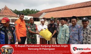 Pj Bupati Pamekasan Kunjungi Korban Angin Kencang Di Palengaan