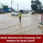 Banjir Melanda Kota Sampang, PLN Matikan 28 Gardu Listrik