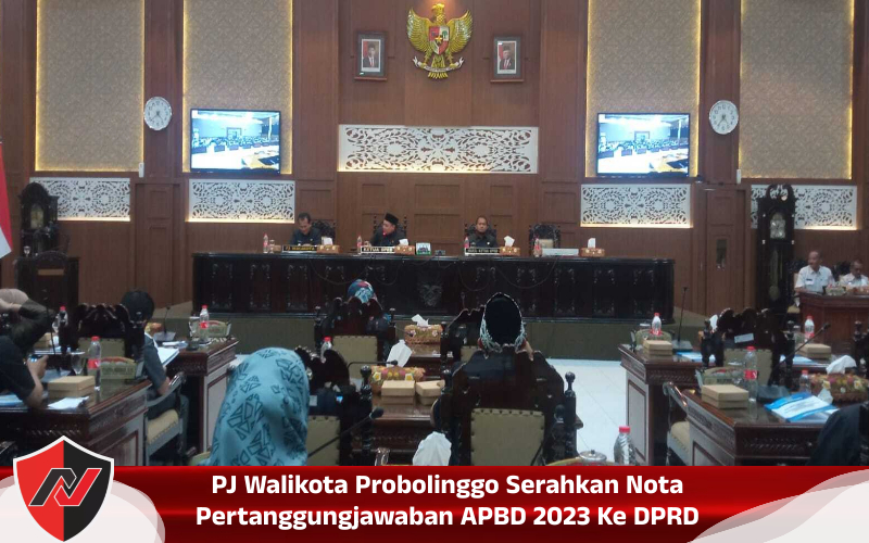 PJ Walikota Probolinggo Serahkan Nota Pertanggungjawaban APBD 2023 Ke DPRD