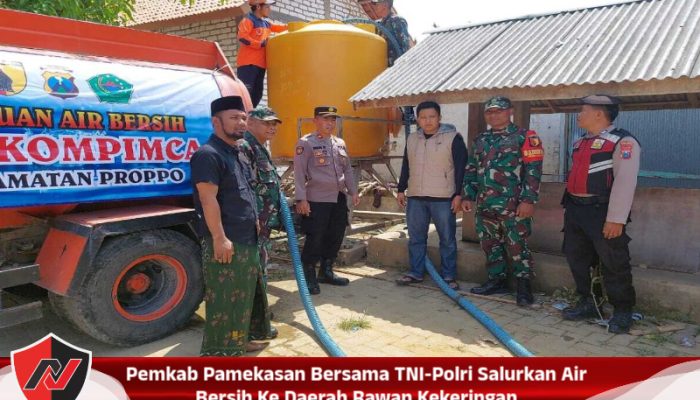 Pemkab Pamekasan Bersama TNI-Polri Salurkan Air Bersih Ke Daerah Rawan Kekeringan