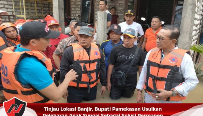 Tinjau Lokasi Banjir, Bupati Pamekasan Usulkan Pelebaran Anak Sungai Sebagai Solusi Permanen