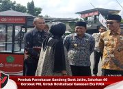 Pemkab Pamekasan Gandeng Bank Jatim, Salurkan 46 Gerobak PKL Untuk Revitalisasi Kawasan Eks PJKA