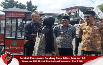 Pemkab Pamekasan Gandeng Bank Jatim, Salurkan 46 Gerobak PKL Untuk Revitalisasi Kawasan Eks PJKA