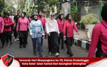 Semarak Hari Bhayangkara ke-79, Polres Probolinggo Kota Gelar Jalan Santai Dan Gaungkan Sinergitas