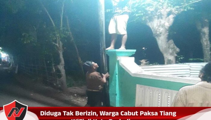 Diduga Tak Berizin, Warga Cabut Paksa Tiang WiFi di Kota Probolinggo