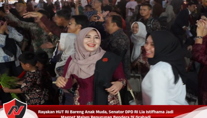 Rayakan HUT RI Bareng Anak Muda, Senator DPD RI Lia Istifhama Jadi Magnet Malam Penurunan Bendera Di Grahadi