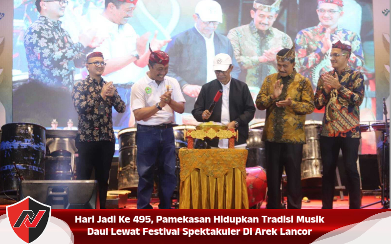 Hari Jadi Ke 495, Pamekasan Hidupkan Tradisi Musik Daul Lewat Festival Spektakuler Di Arek Lancor Hari Jadi Ke 495, Pamekasan Hidupkan Tradisi Musik Daul Lewat Festival Spektakuler Di Arek Lancor