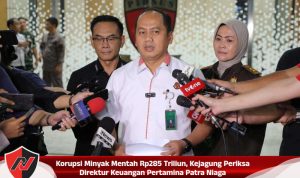 Korupsi Minyak Mentah Rp285 Triliun, Kejagung Periksa Direktur Keuangan Pertamina Patra Niaga Korupsi Minyak Mentah Rp285 Triliun, Kejagung Periksa Direktur Keuangan Pertamina Patra Niaga