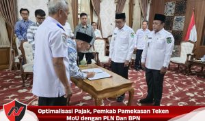 Optimalisasi Pajak, Pemkab Pamekasan Teken MoU dengan PLN Dan BPN Optimalisasi Pajak, Pemkab Pamekasan Teken MoU dengan PLN Dan BPN
