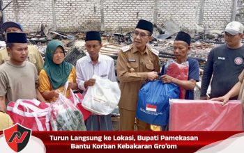 Turun Langsung ke Lokasi, Bupati Pamekasan Bantu Korban Kebakaran Gro’om