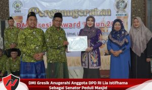 DMI Gresik Anugerahi Anggota DPD RI Lia Istifhama Sebagai Senator Peduli Masjid
