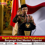 Bupati Pamekasan Raih Penghargaan Bergengsi Dari Menteri Koperasi