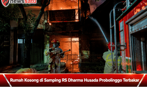 Rumah Kosong di Samping RS Dharma Husada Probolinggo Terbakar