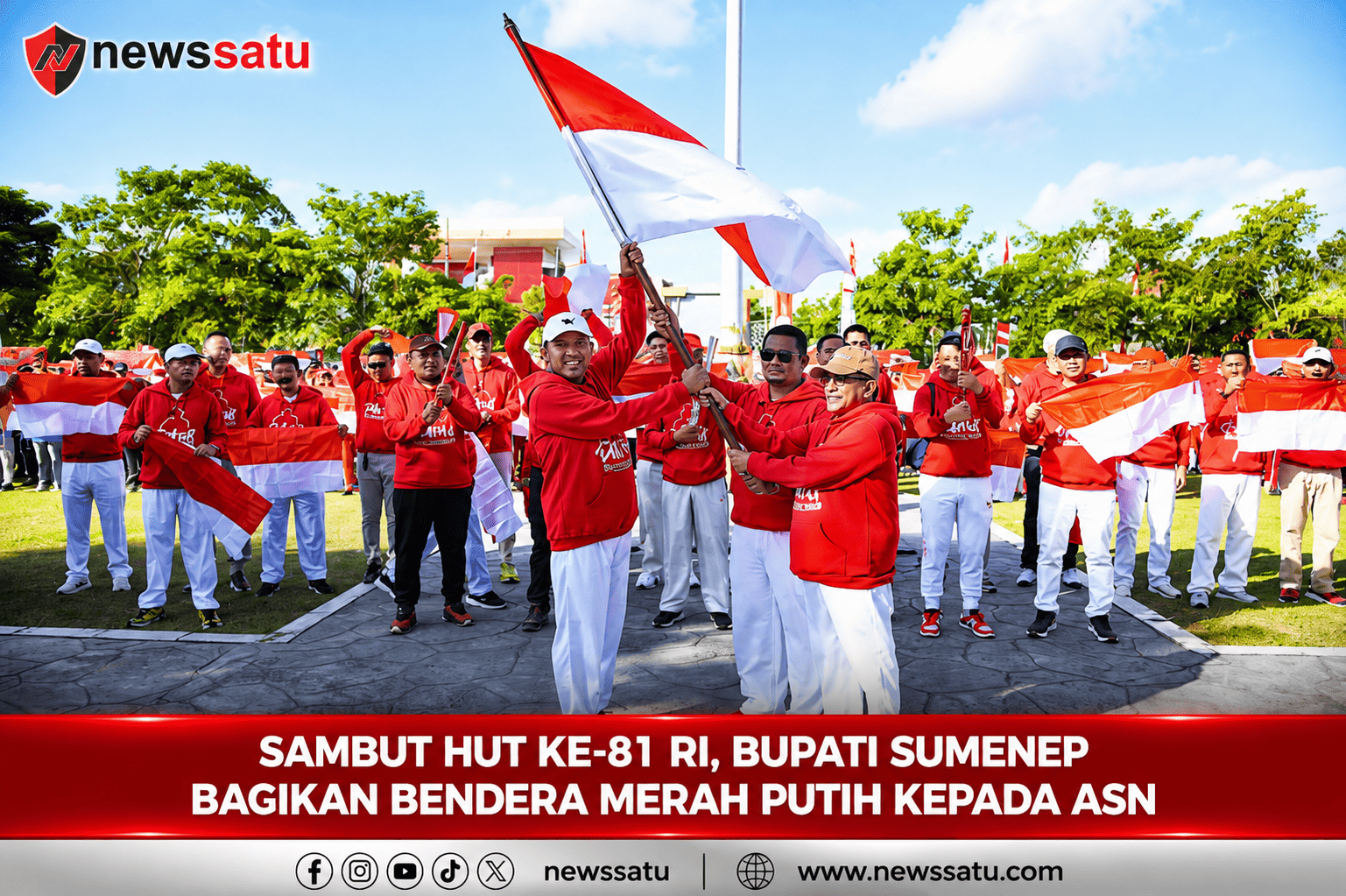 Sambut HUT Ke-81 RI, Bupati Sumenep Bagikan Bendera Merah Putih Kepada ASN
